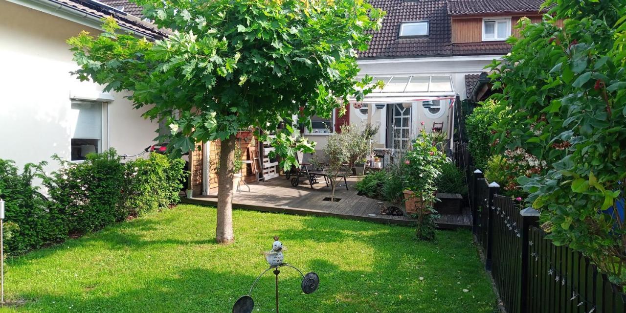 Ferienwohnung In Grenzach Exterior photo